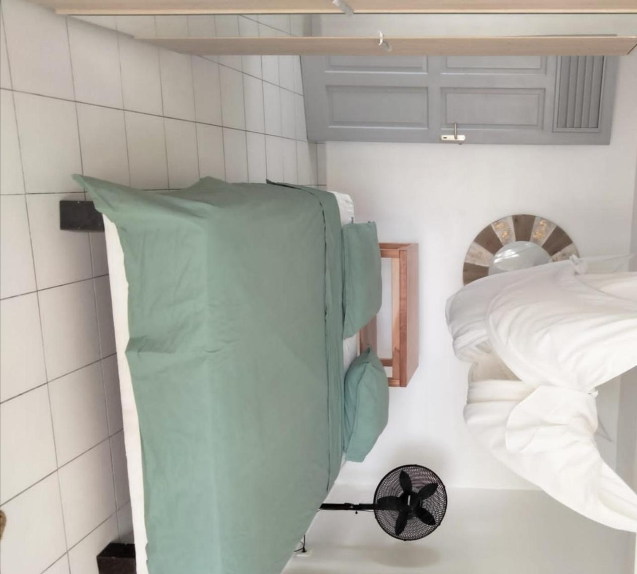 Bas De Villa Vue Mer Avec Deux Chambres Grand-Bourg  Eksteriør billede